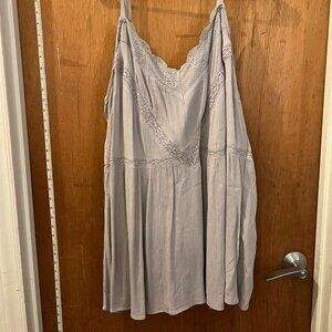 Size 4(4X) - Torrid - Gray Sleeveless Pullover/Camisole w/Lacy Trim